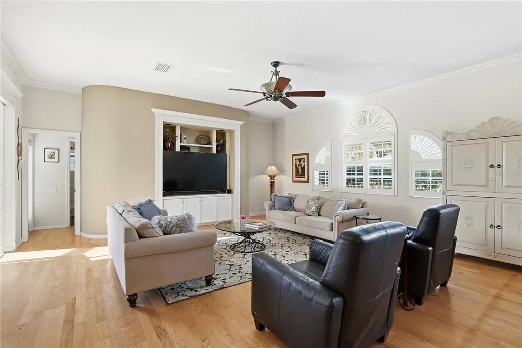 4092 Carlyle Lakes Boulevard Palm Harbor FL 34685
