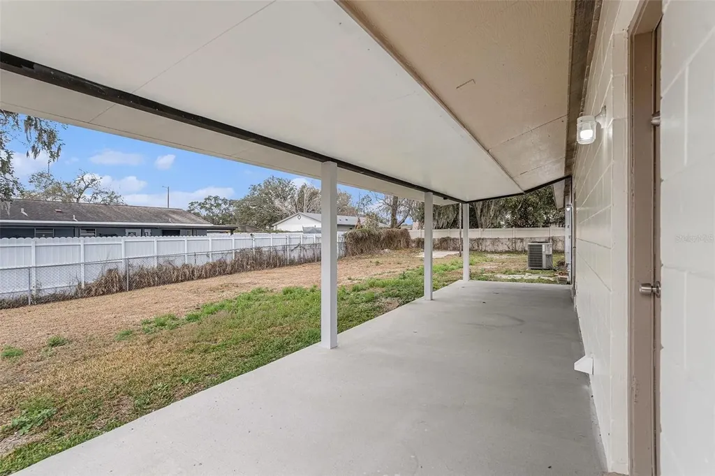 2527 Ridgetop Way Valrico FL 33594