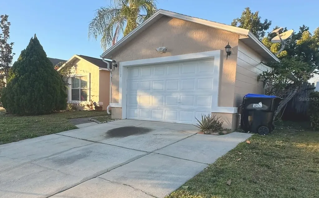 11117 Huxley Avenue Orlando FL 32837