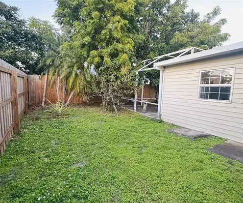11117 Huxley Avenue Orlando FL 32837