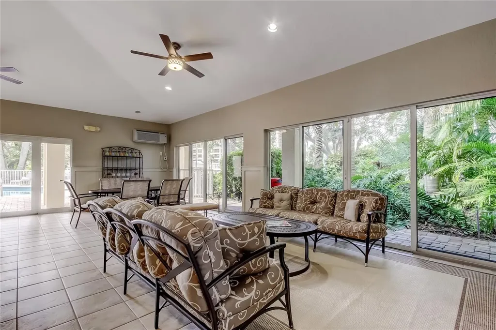 425 150th Avenue Madeira Beach FL 33708