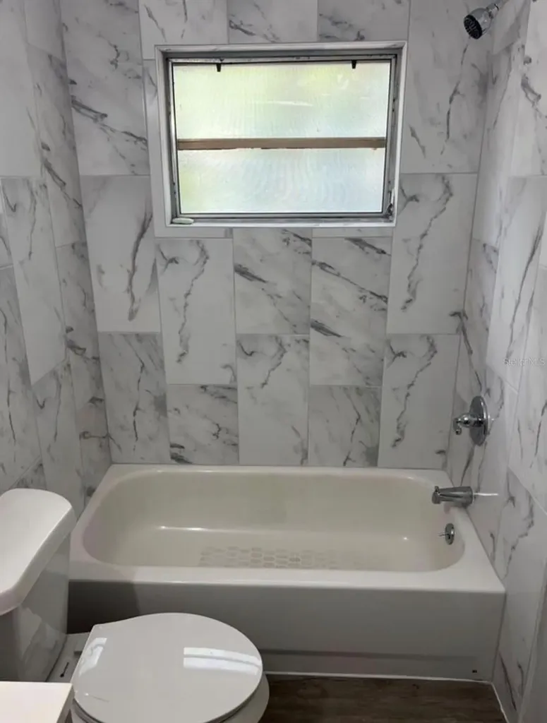 1601 E Marks Drive Tampa FL 33604