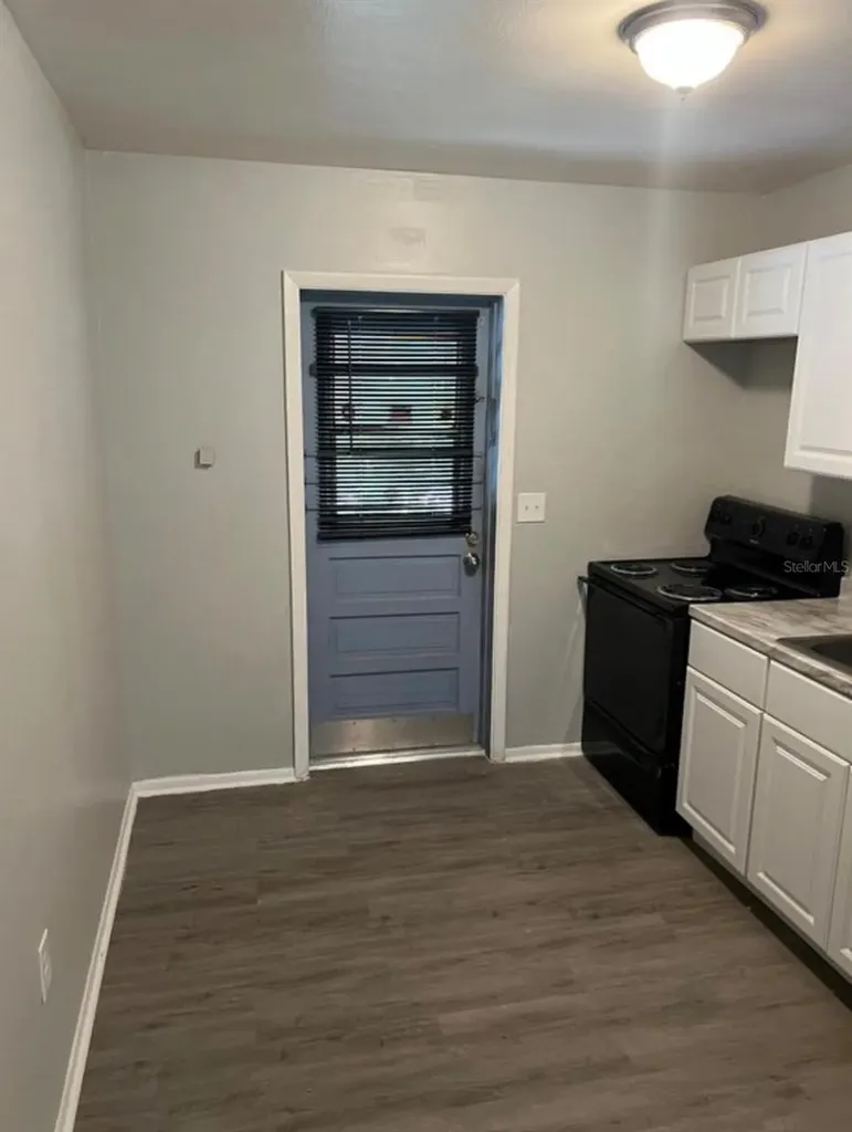 1601 E Marks Drive Tampa FL 33604