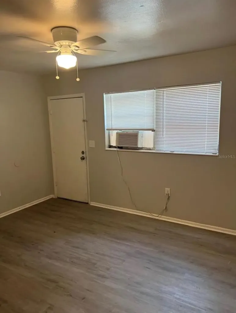 1601 E Marks Drive Tampa FL 33604