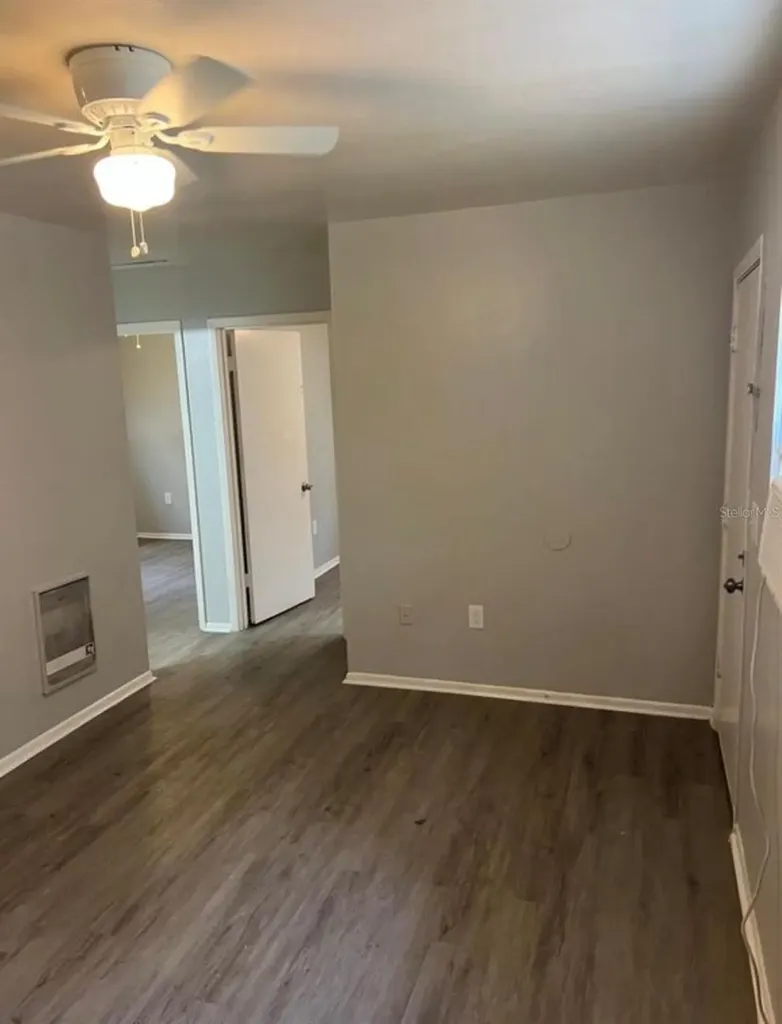 1601 E Marks Drive Tampa FL 33604