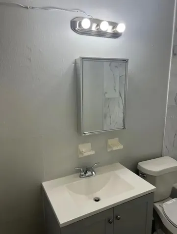 1601 E Marks Drive Tampa FL 33604