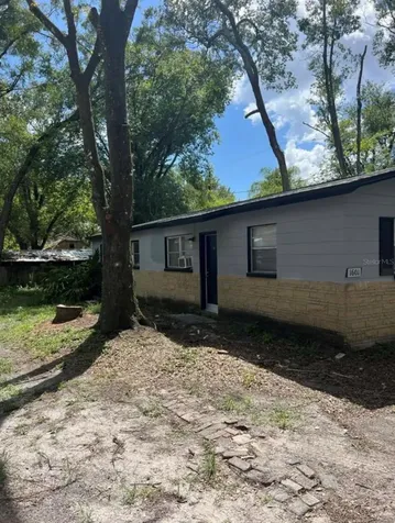 1601 E Marks Drive Tampa FL 33604
