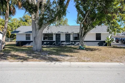 5615 24th Street W Bradenton FL 34207