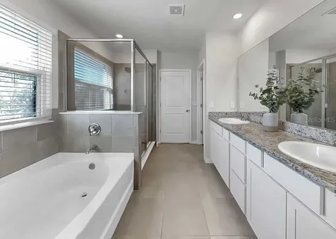 16454 Woodside Glen Parrish FL 34219