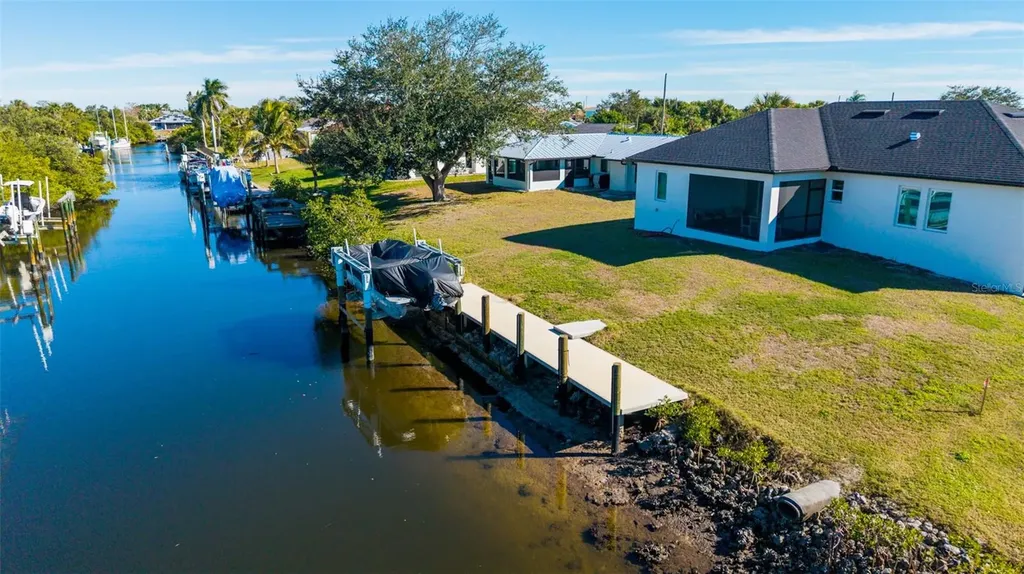 18946 Ayrshire Circle Port Charlotte FL 33948
