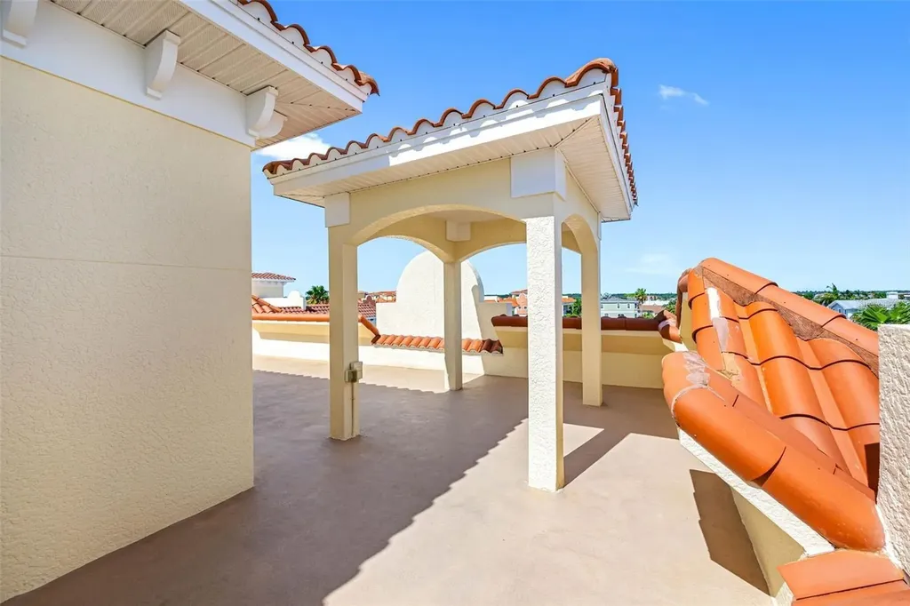 146 175th Terrace Drive E Redington Shores FL 33708