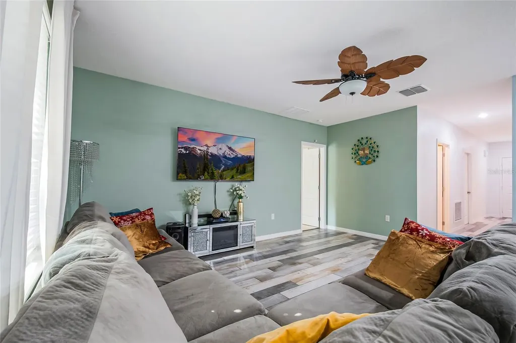328 Hibiscus Drive Poinciana FL 34759