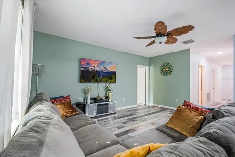 328 Hibiscus Drive Poinciana FL 34759