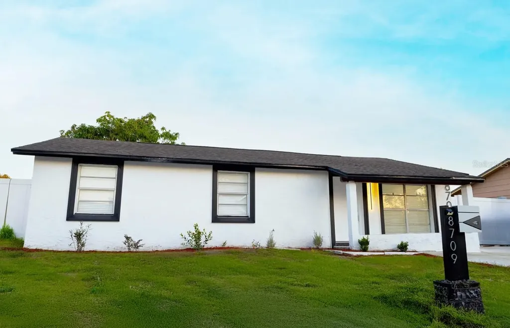 8709 Marlin Court Tampa FL 33634