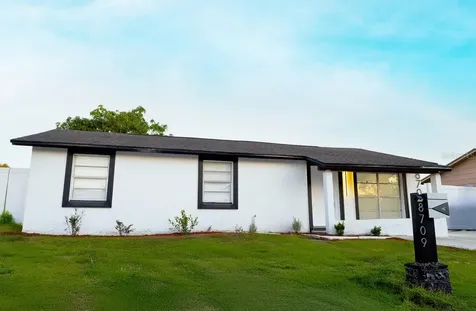8709 Marlin Court Tampa FL 33634