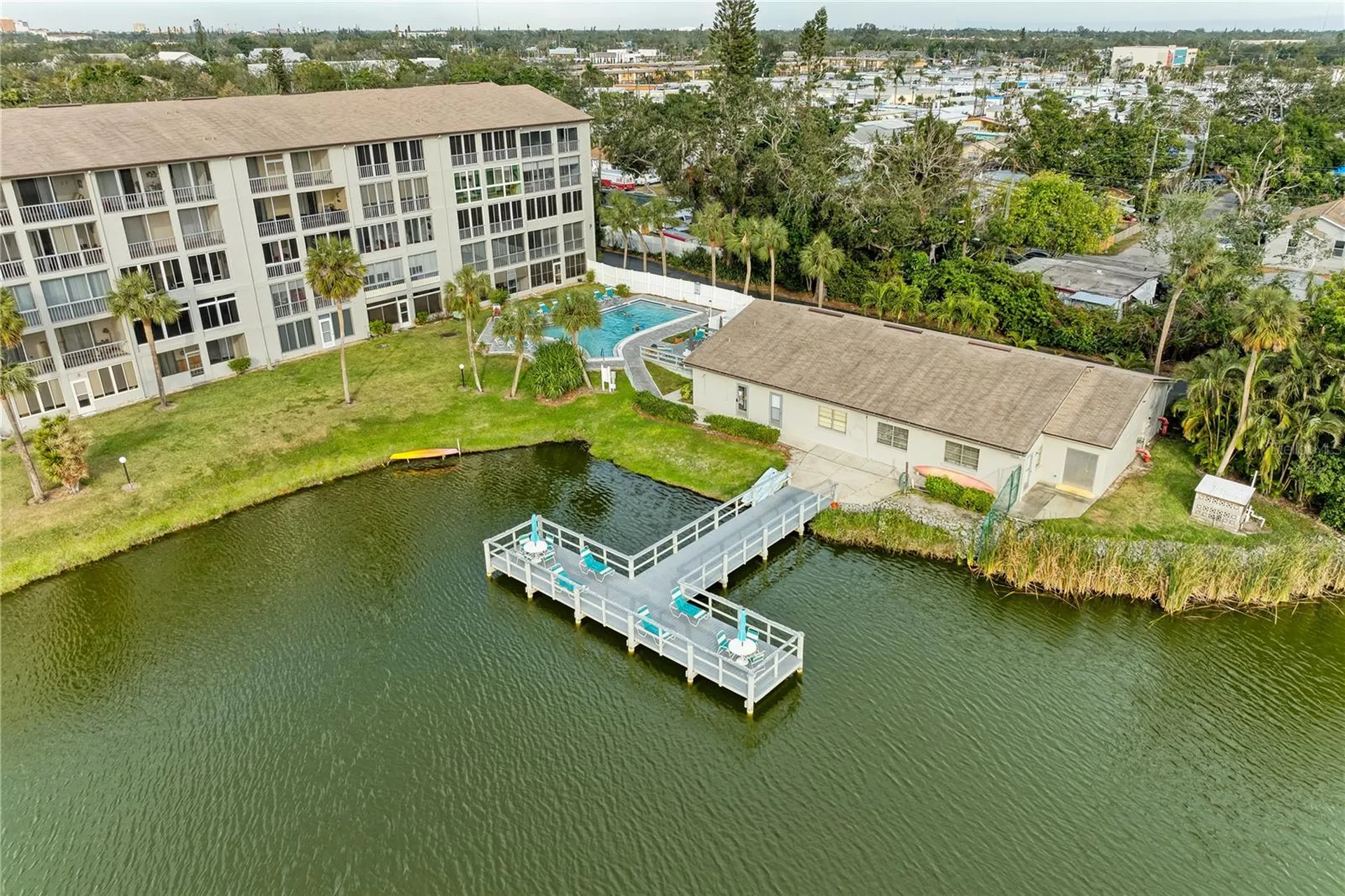 3424 Lake Bayshore Drive Bradenton FL 34205