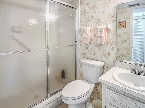 3424 Lake Bayshore Drive Bradenton FL 34205
