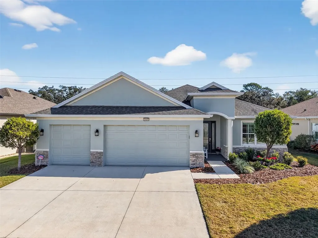 8460 Bridgeport Bay Circle Mount Dora FL 32757