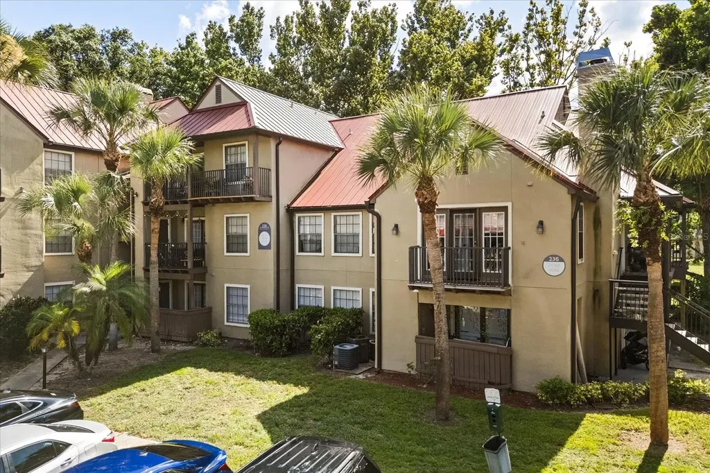 236 Afton Square Altamonte Springs FL 32714