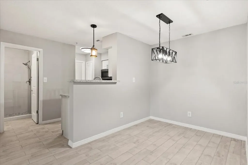 236 Afton Square Altamonte Springs FL 32714
