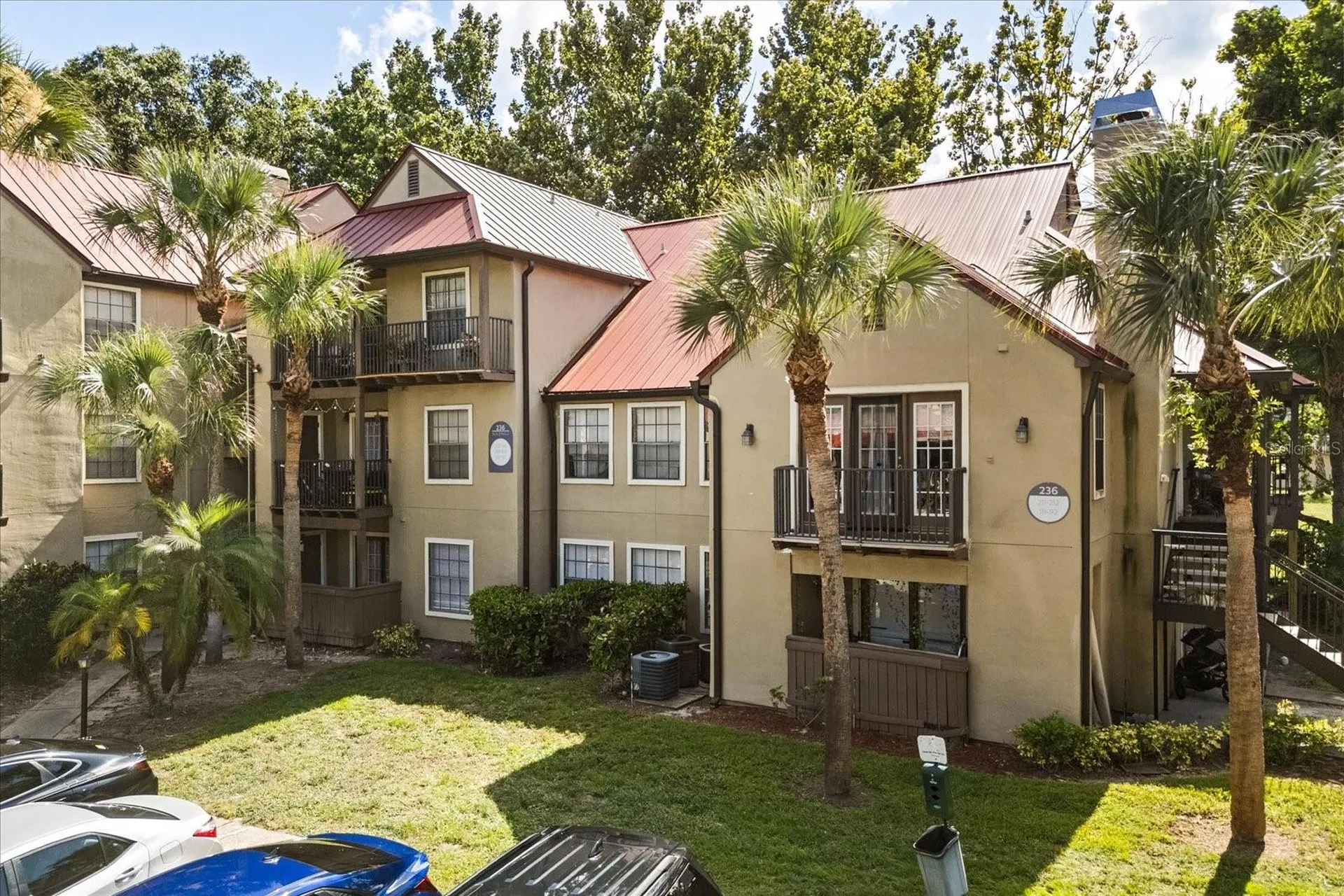 236 Afton Square Altamonte Springs FL 32714