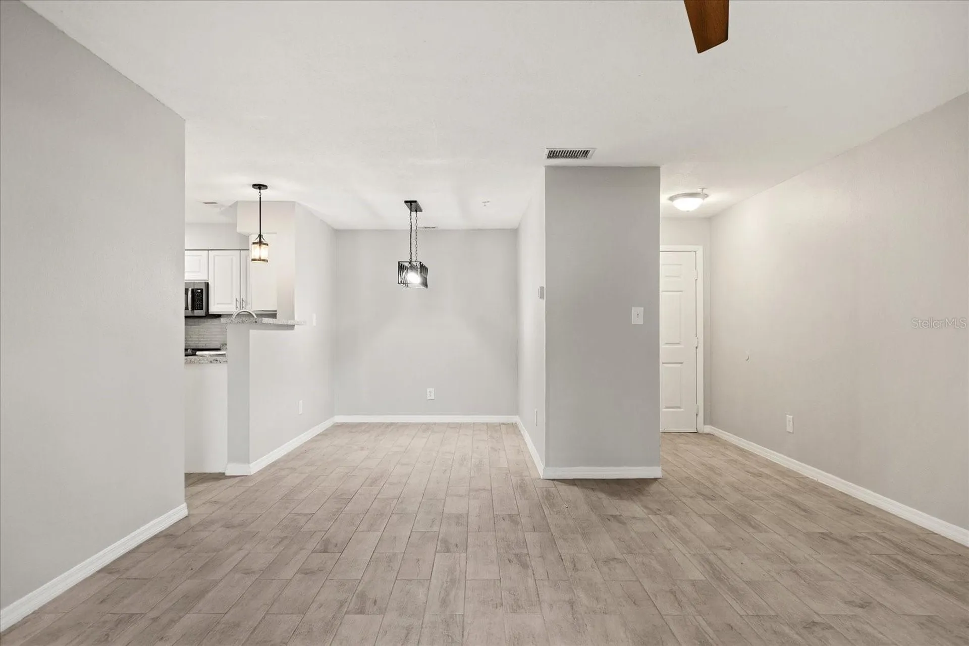 236 Afton Square Altamonte Springs FL 32714