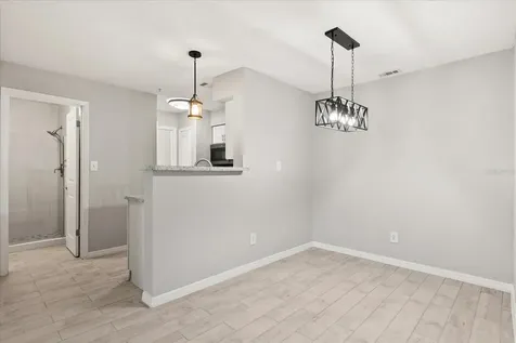 236 Afton Square Altamonte Springs FL 32714