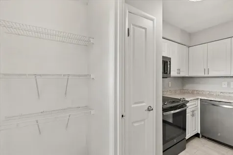 236 Afton Square Altamonte Springs FL 32714