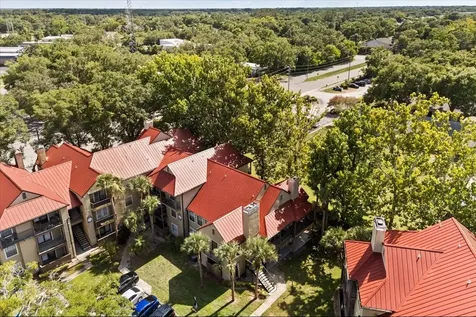 236 Afton Square Altamonte Springs FL 32714