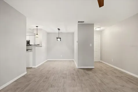 236 Afton Square Altamonte Springs FL 32714