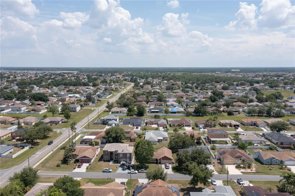 105 Dorchester Court Kissimmee FL 34758