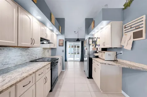 105 Dorchester Court Kissimmee FL 34758