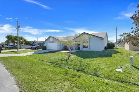 105 Dorchester Court Kissimmee FL 34758