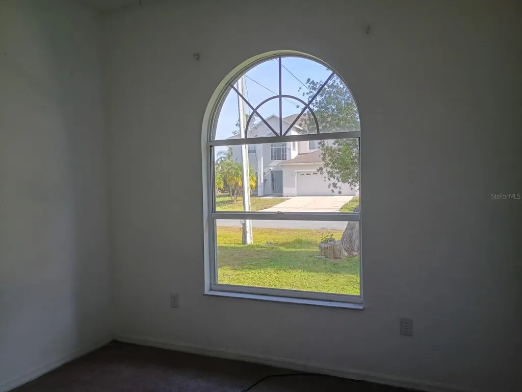 829 Blanc Court Kissimmee FL 34759
