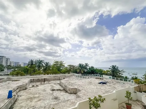 6165 Ave. Isla Verde Carolina PR 00979