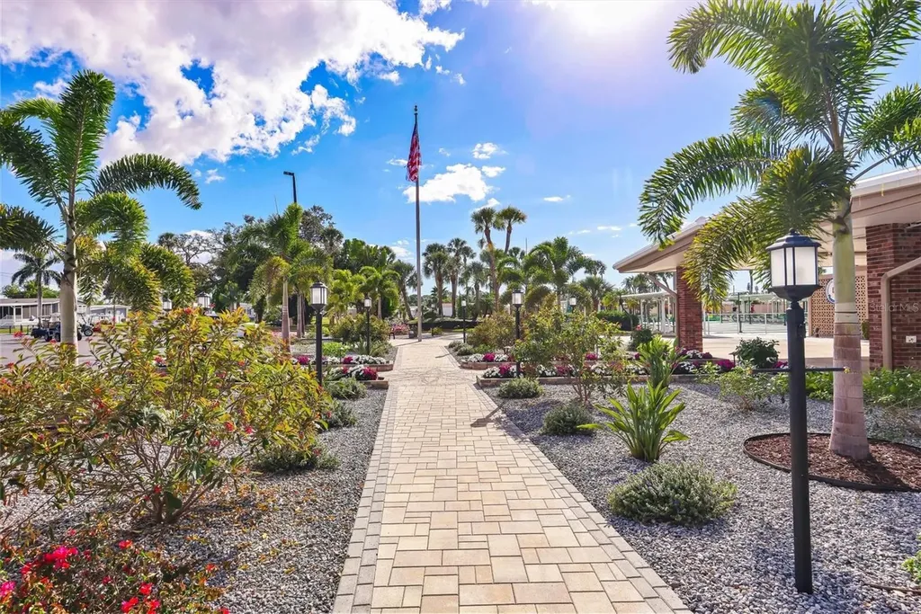 4908 6th B Street E Bradenton FL 34203