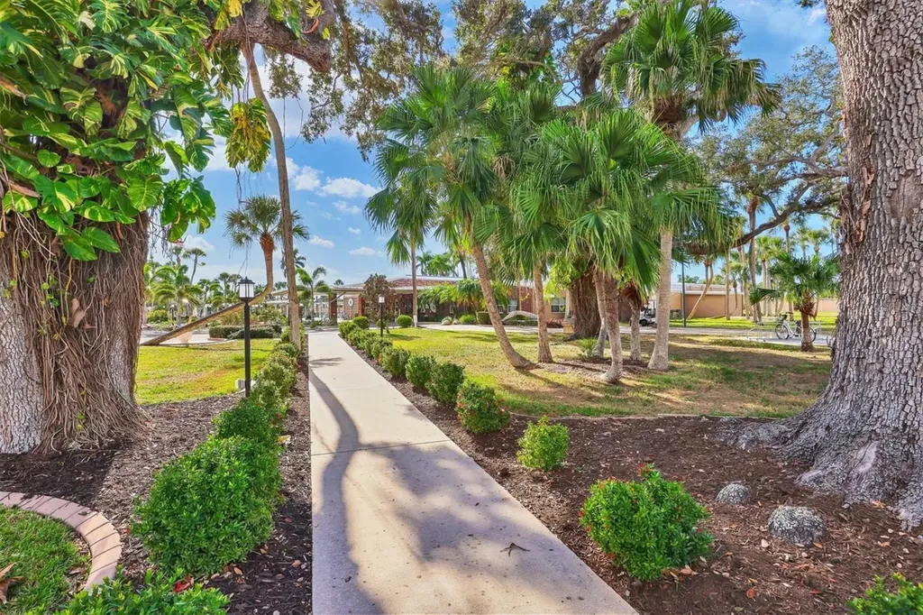 4908 6th B Street E Bradenton FL 34203