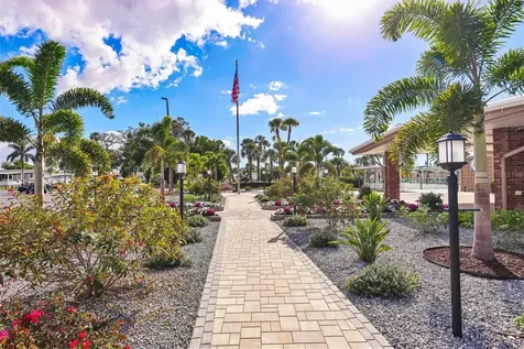 4908 6th B Street E Bradenton FL 34203