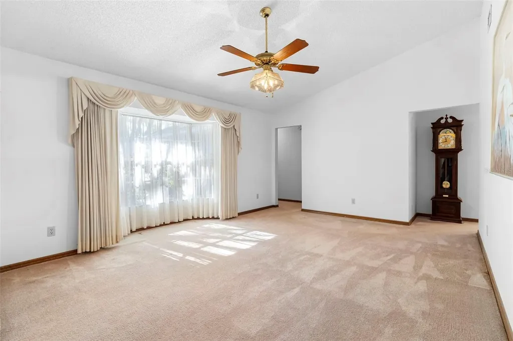 2200 Bannister Street Deltona FL 32738