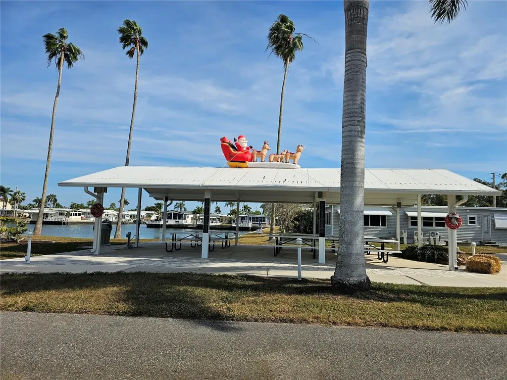 18675 Us Highway 19 N Clearwater FL 33764