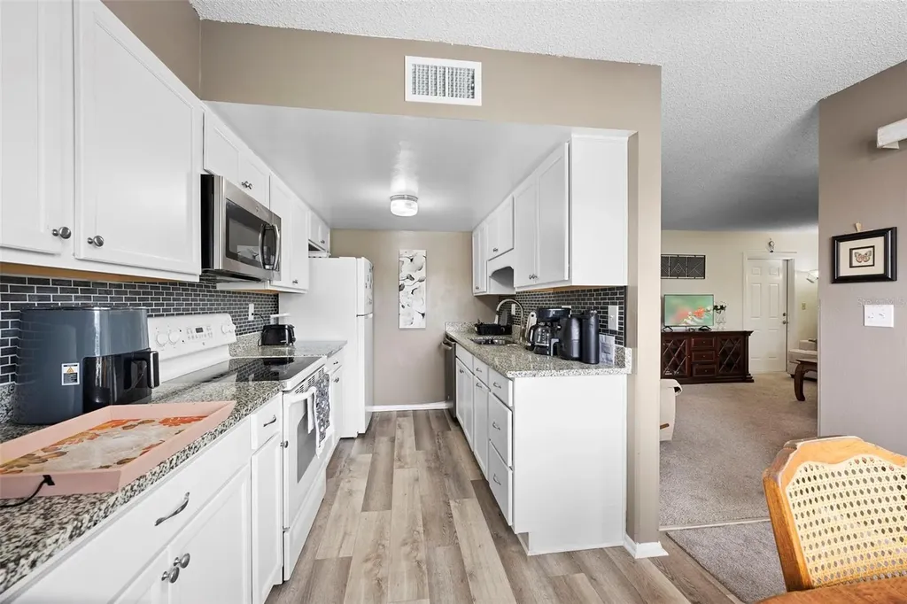 1001 Plantation Drive Kissimmee FL 34741
