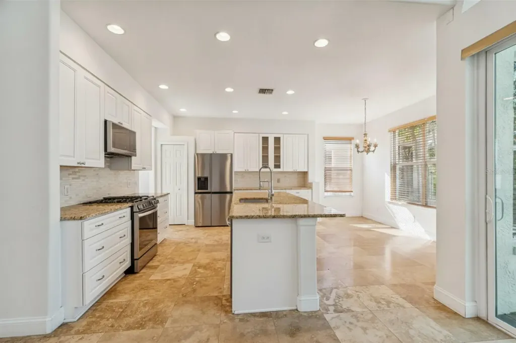 1828 Longview Lane Tarpon Springs FL 34689