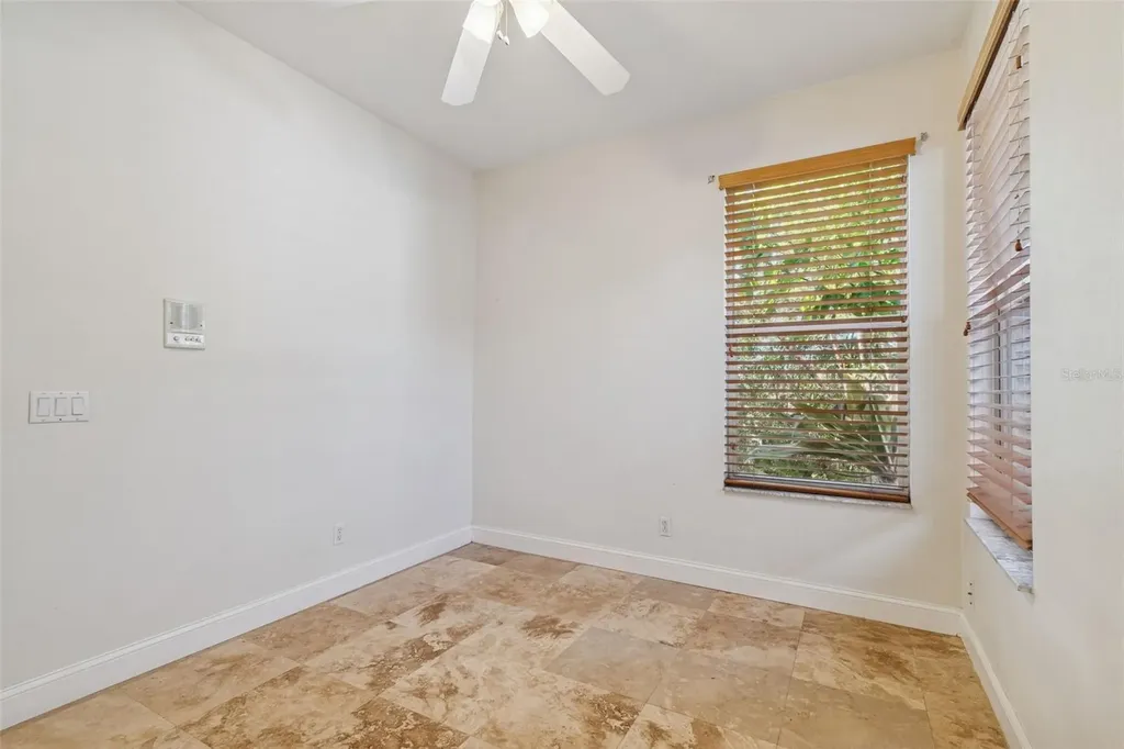 1828 Longview Lane Tarpon Springs FL 34689