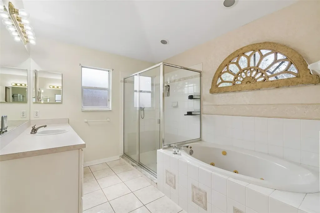 1828 Longview Lane Tarpon Springs FL 34689
