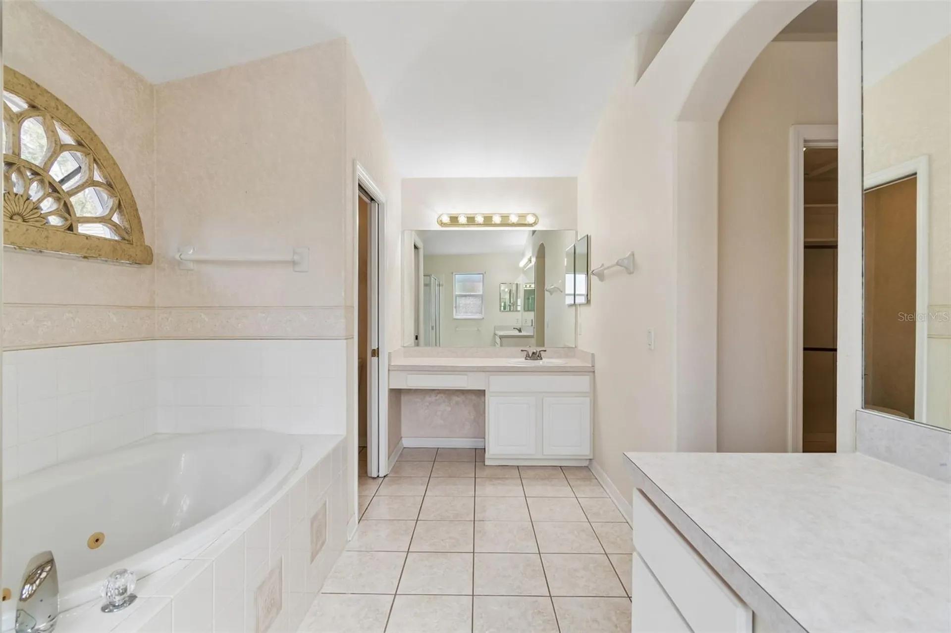 1828 Longview Lane Tarpon Springs FL 34689