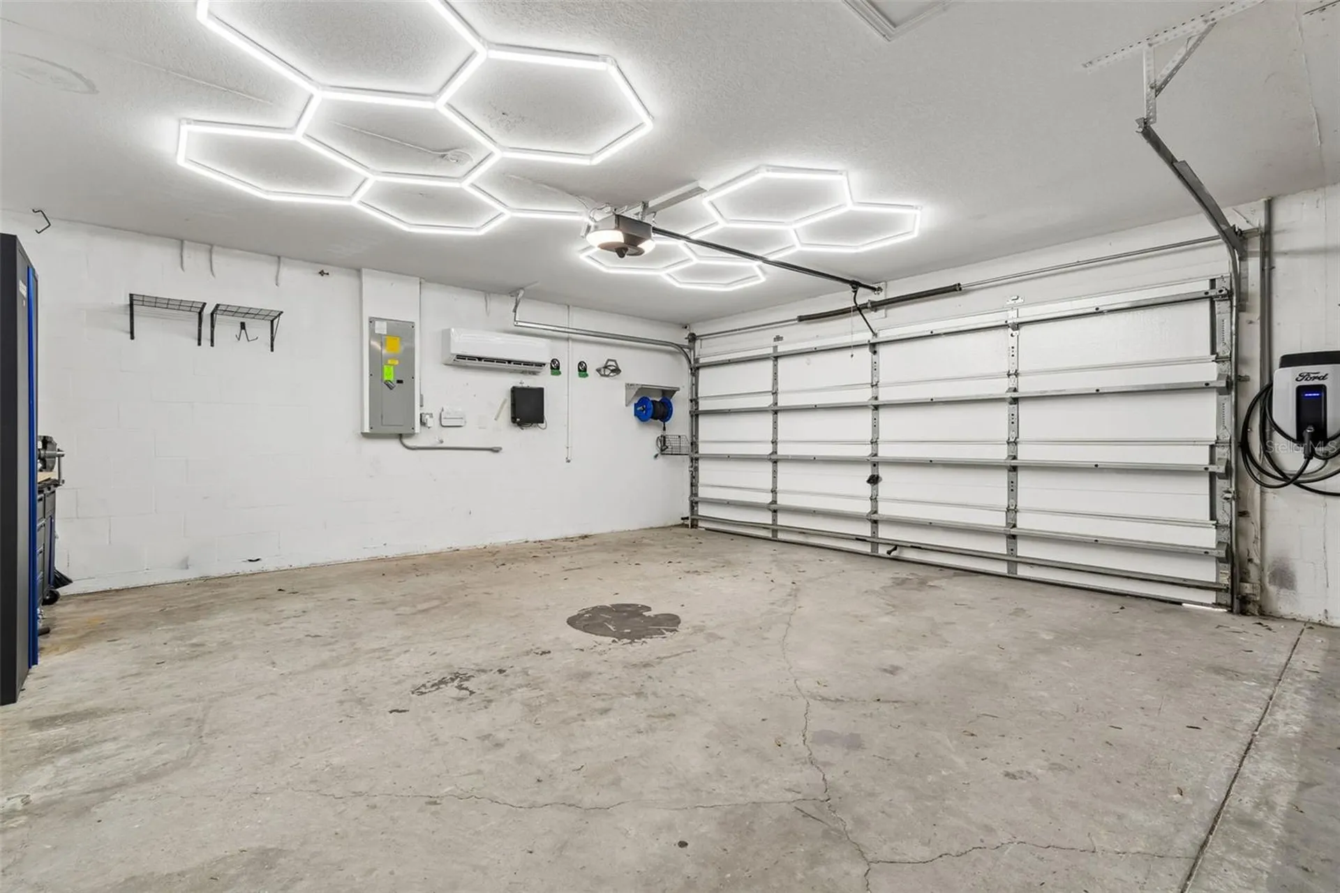 1828 Longview Lane Tarpon Springs FL 34689