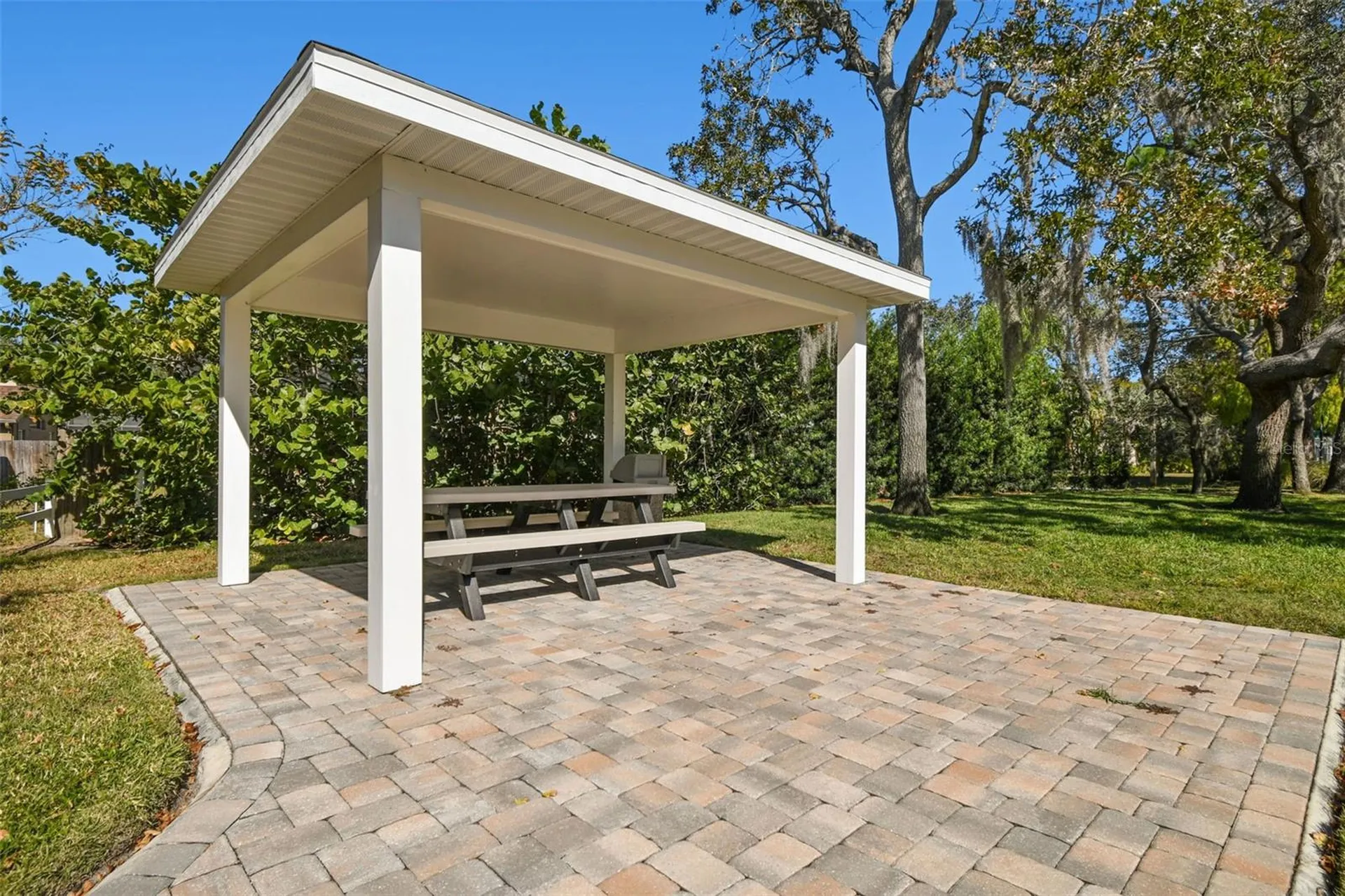 1828 Longview Lane Tarpon Springs FL 34689