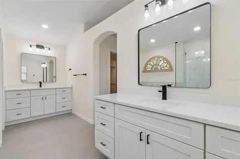 1828 Longview Lane Tarpon Springs FL 34689