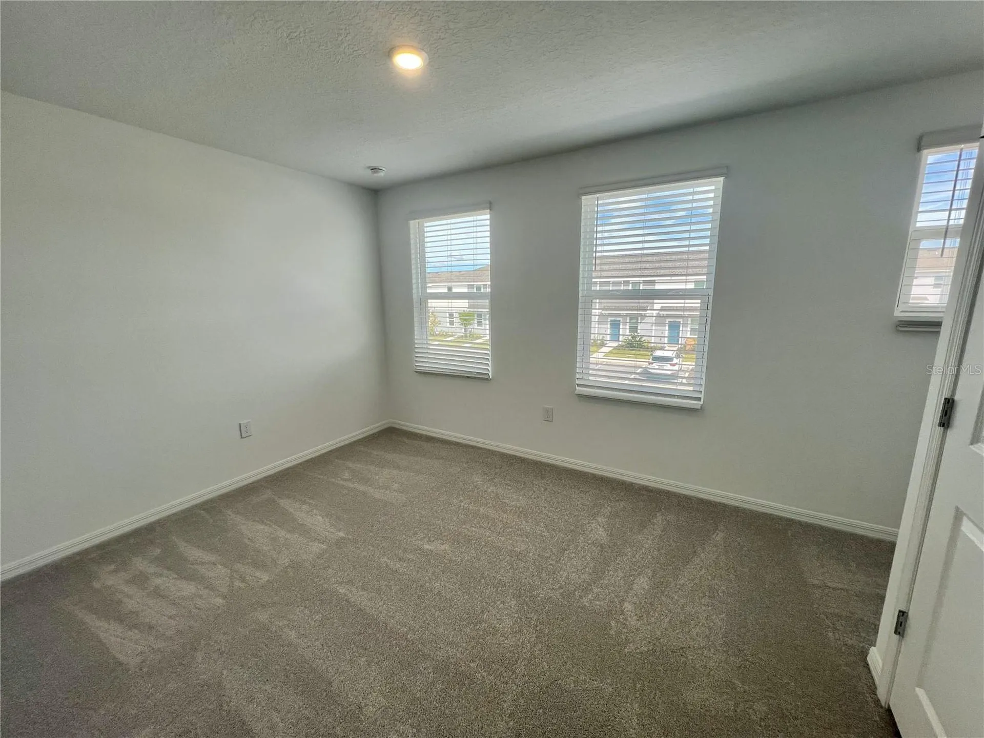 3099 Skyline Loop Kissimmee FL 34758