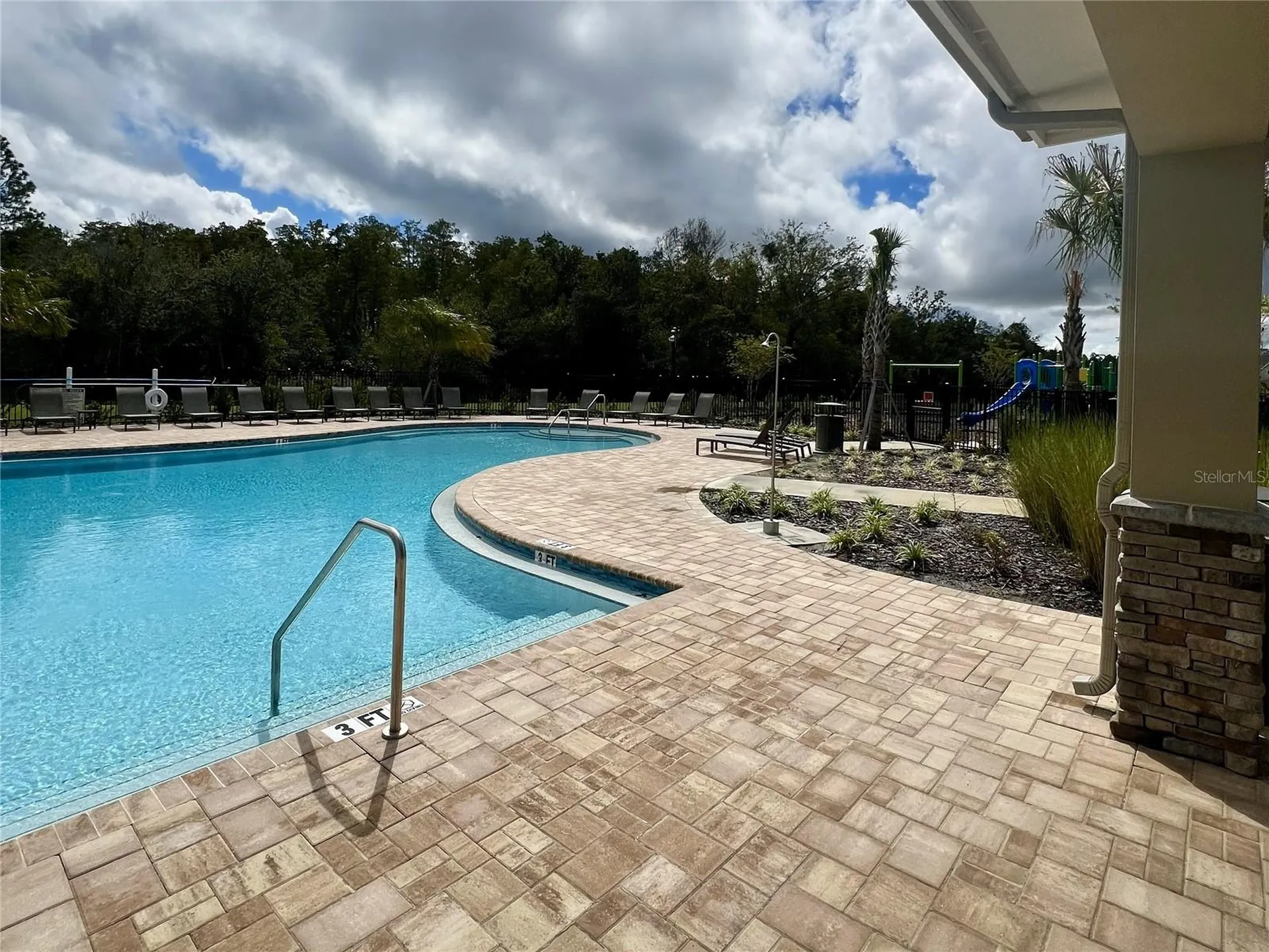 3099 Skyline Loop Kissimmee FL 34758